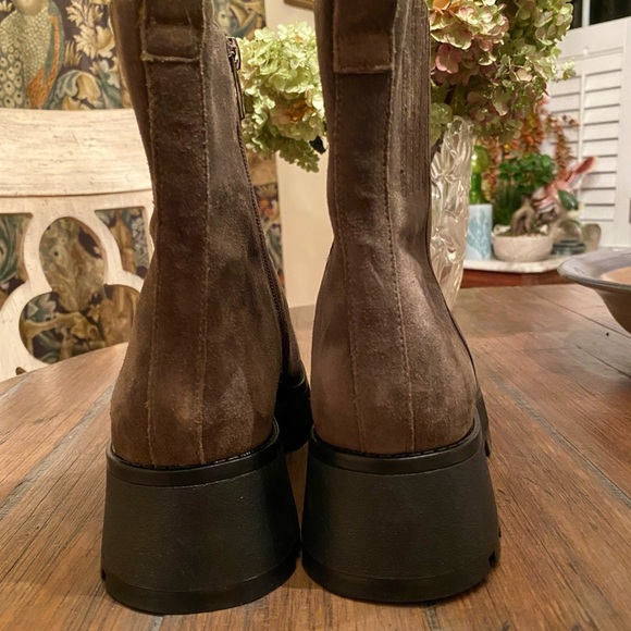 Vince Camuto Green Suede Leather Boots Size 7.5 Zipper Closure NWT - Picture 5 of 8